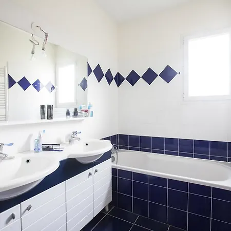 Colombet Stay's - Rue De L'olivet - *